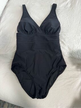 Aqua Green Black One-Piece Swimsuit with Textured Waist